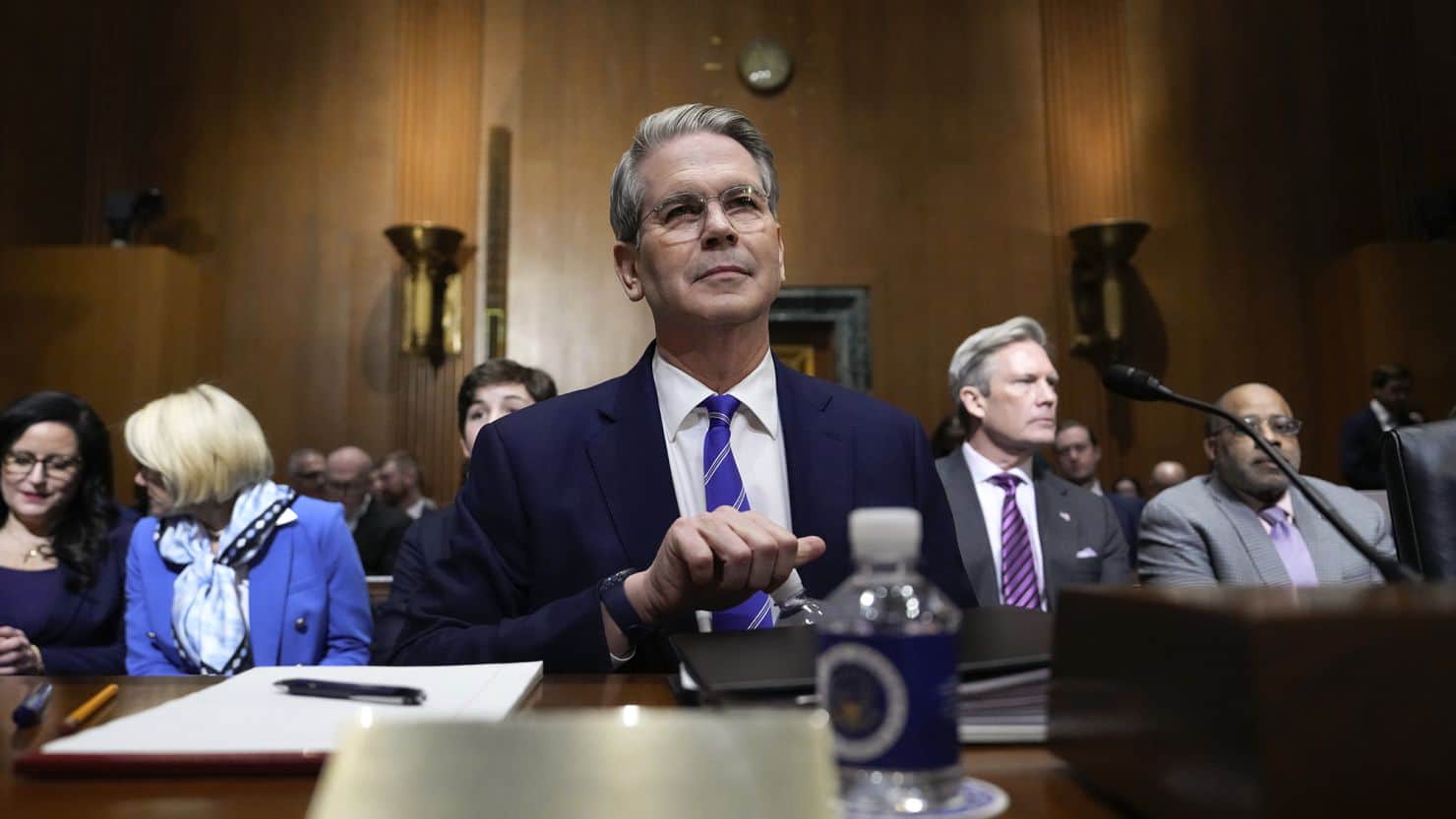 У Трампа кажуть, що мають піти на ескалацію проти Ірану, щоб домогтись деескалації